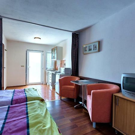 Apartmanovy Dom Red Ξενοδοχείο Podhájska Εξωτερικό φωτογραφία