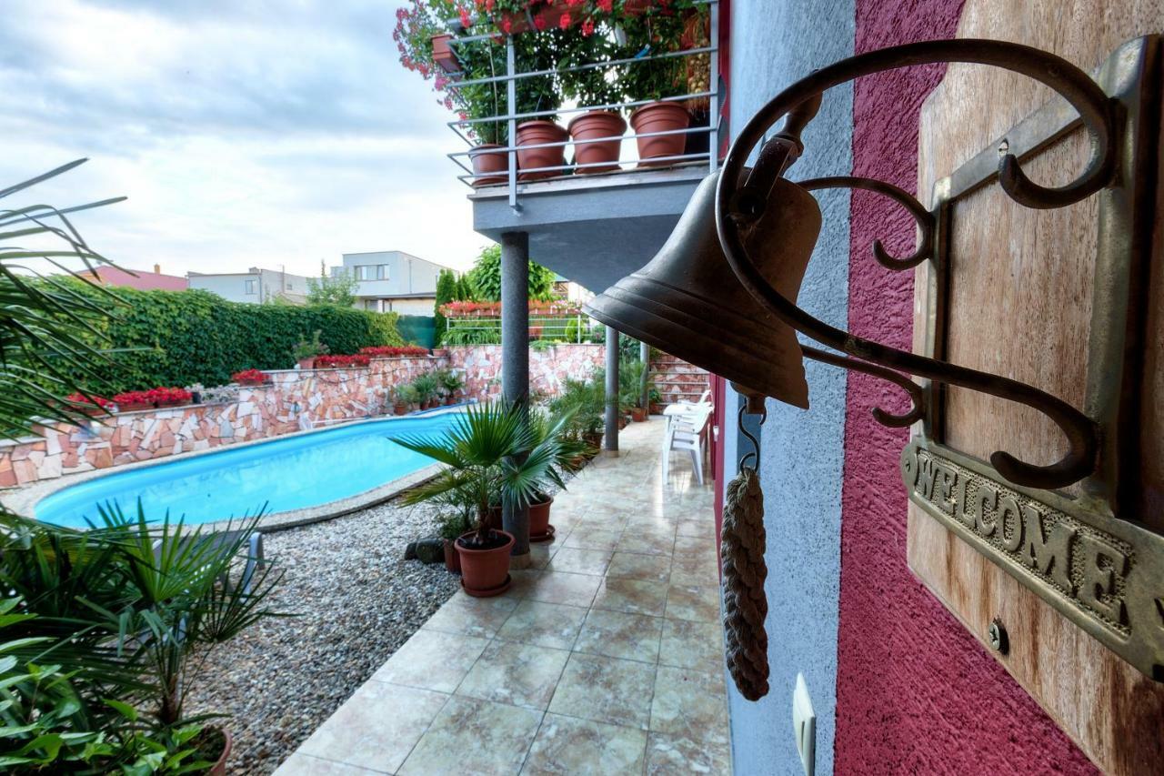 Apartmanovy Dom Red Ξενοδοχείο Podhájska Εξωτερικό φωτογραφία