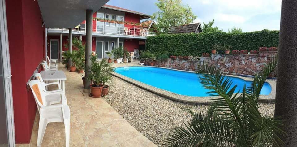 Apartmanovy Dom Red Ξενοδοχείο Podhájska Εξωτερικό φωτογραφία